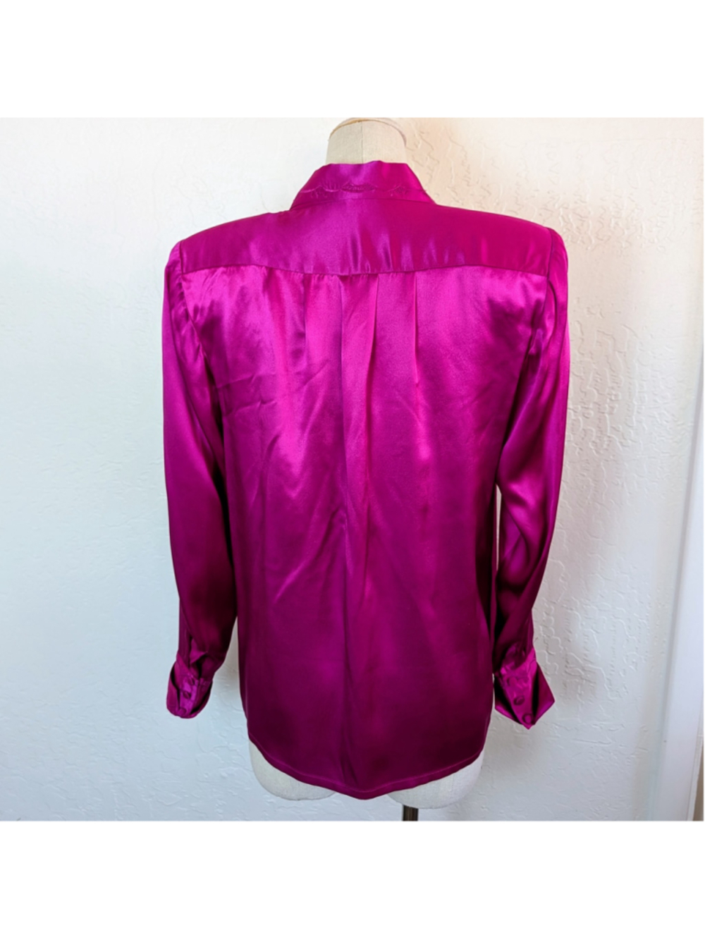 Vintage 100% Silk Fuchsia Western Blouse Size 8 Embroidered Hidden Placket Glam - Picture 4 of 16